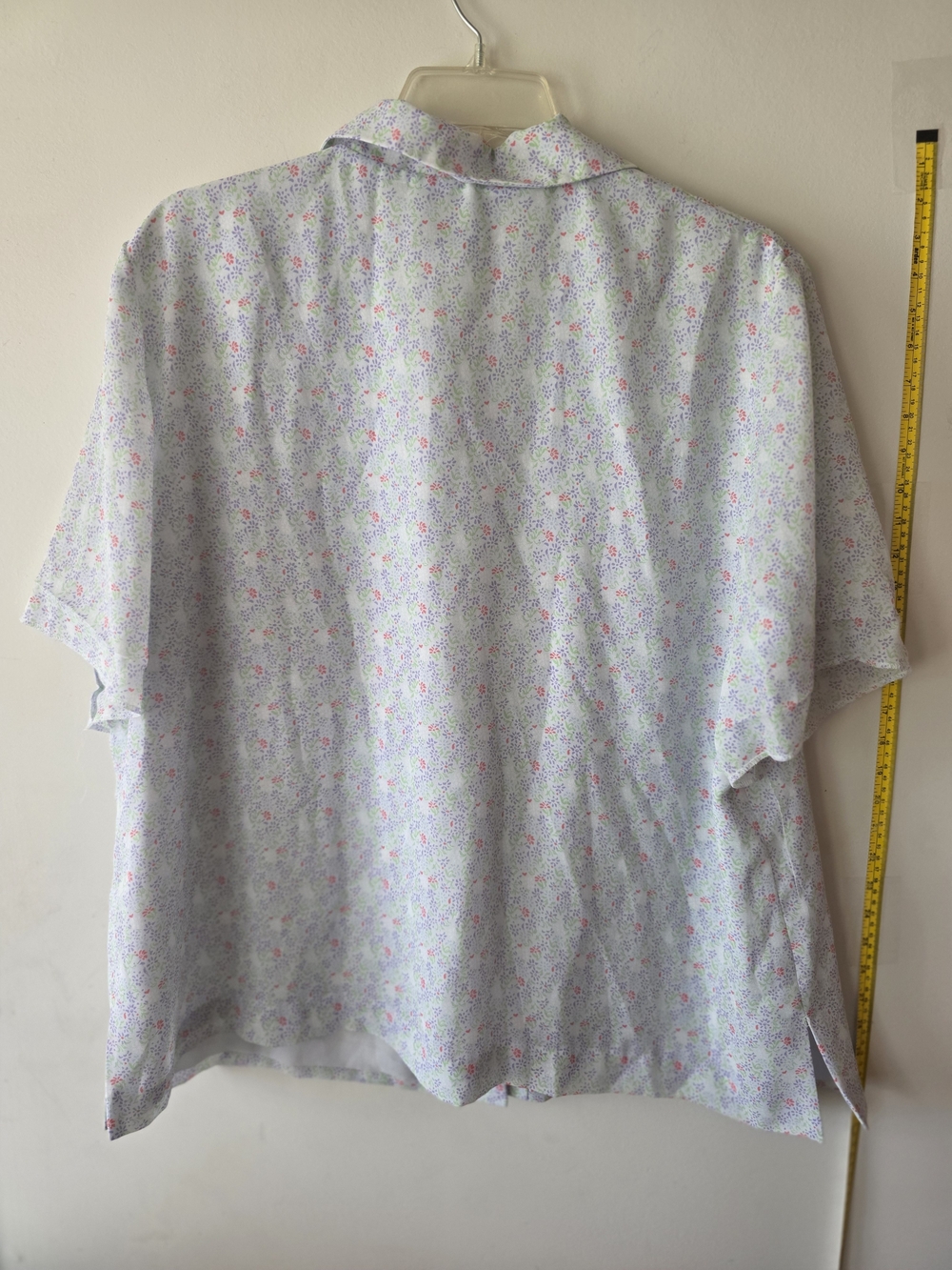 Joan Leslie Pastel Floral Button-Up Blouse